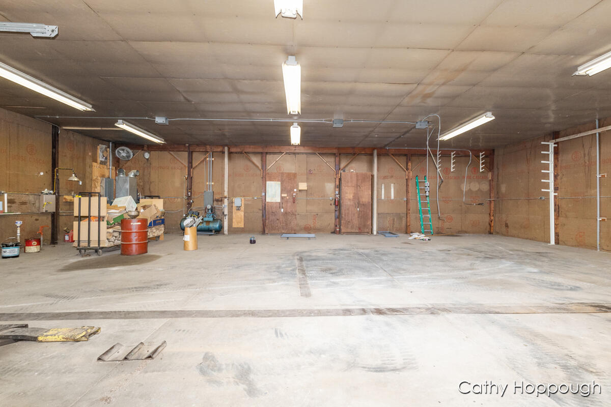 1100 Hayes Road Muir, MI 48860 - Photo 28 of 46 IMG_1027