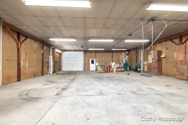 $425,000 | 1100 Hayes Road, Muir, MI 48860