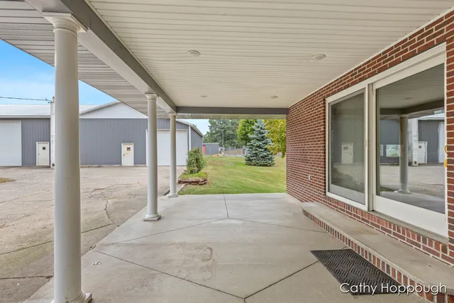 $425,000 | 1100 Hayes Road, Muir, MI 48860