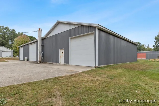 $425,000 | 1100 Hayes Road, Muir, MI 48860