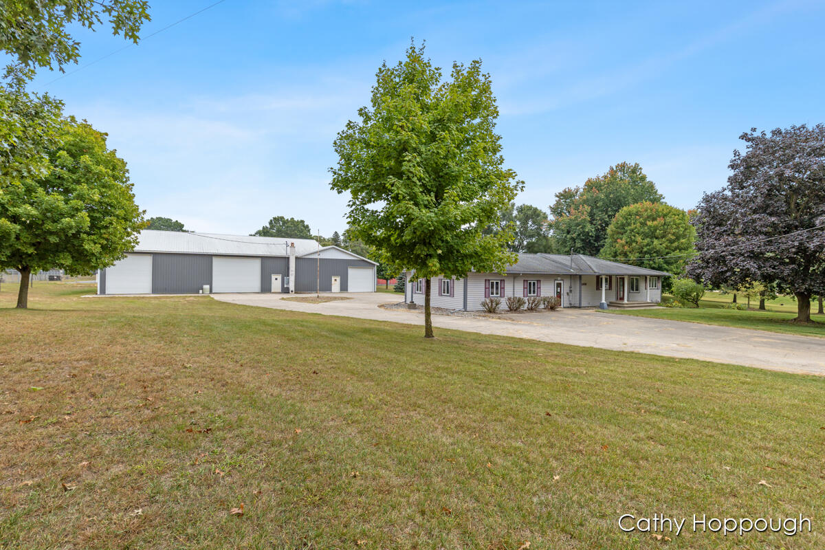 1100 Hayes Road Muir, MI 48860 - Photo 39 of 46 IMG_1038