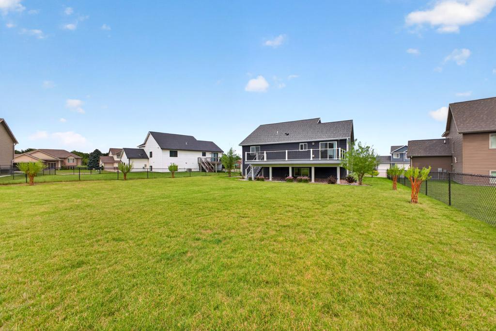 886 Portsmith Drive Northwest Rochester, MN 55901 - Photo 42 of 48 Gallery Image 42
