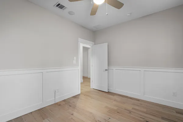 $8,000 | 5415 Woodview Avenue, Austin, TX 78756