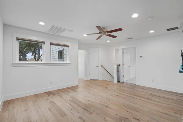 $8,000 | 5415 Woodview Avenue, Austin, TX 78756