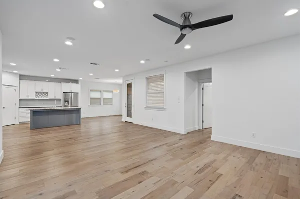 $8,000 | 5415 Woodview Avenue, Austin, TX 78756