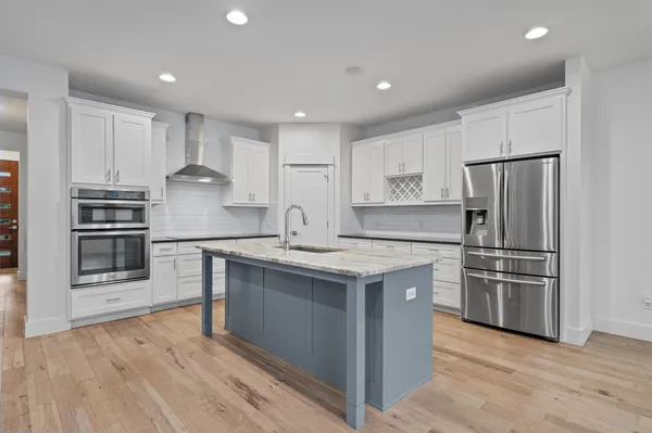 $8,000 | 5415 Woodview Avenue, Austin, TX 78756