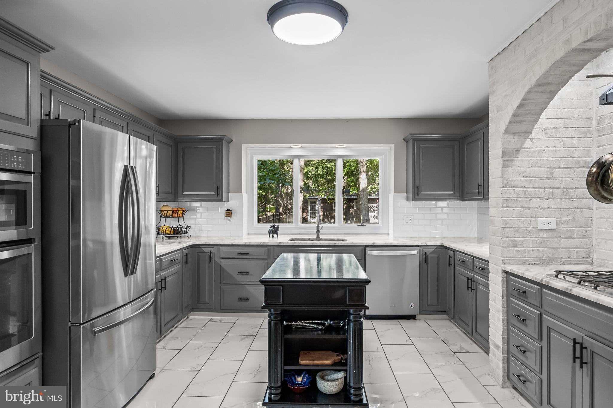 555 McKendimen Road Medford, NJ 08055 - Photo 23 of 73 center island work space