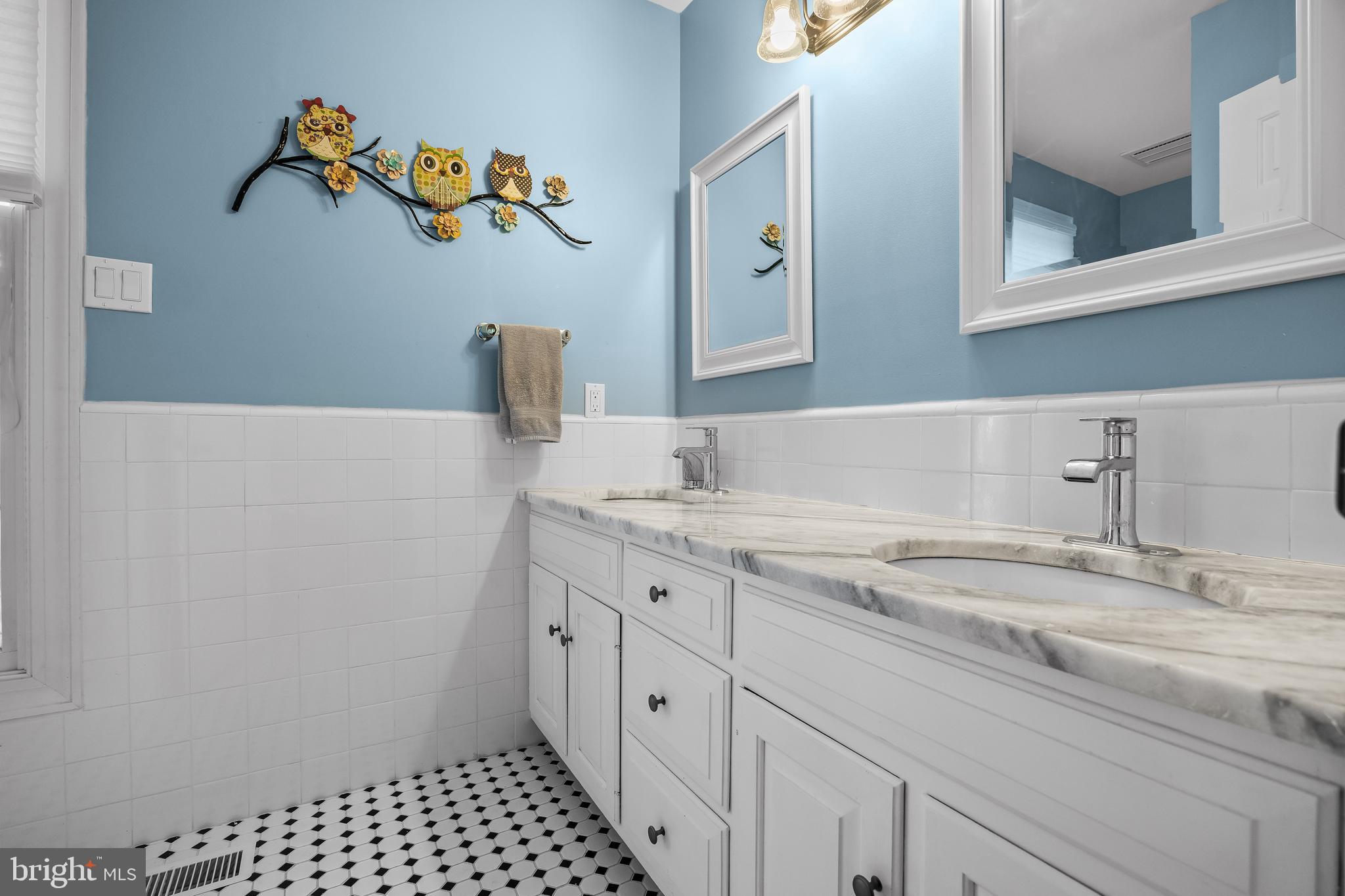 555 McKendimen Road Medford, NJ 08055 - Photo 41 of 73 hall bath