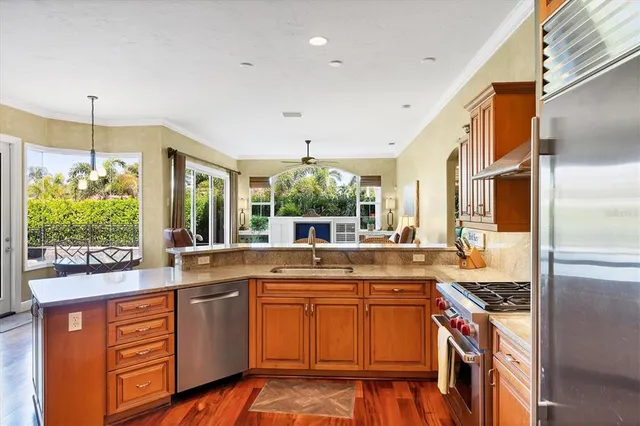 $2,875,000 | 381 Bob White Drive, Sarasota, FL 34236