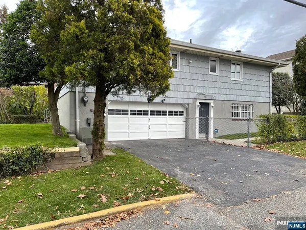 $1,079,000 | 1626 Maple Street, Fort Lee, NJ 07024