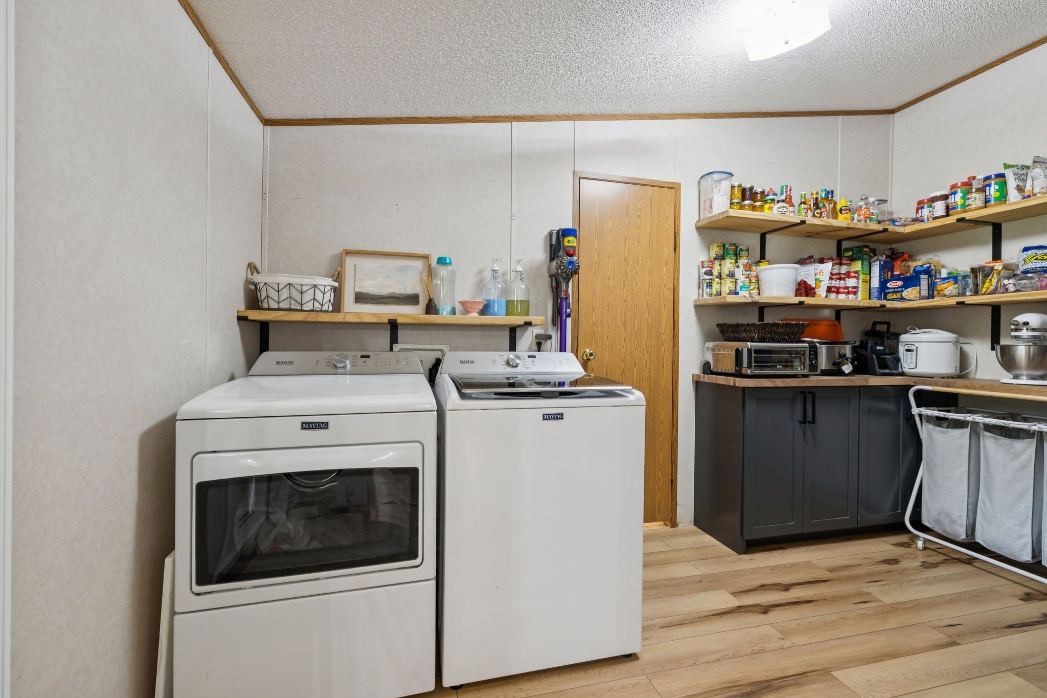3680 Clark Road Lewisburg, TN 37091 - Photo 30 of 37 a view of kitchen with washer and dryer