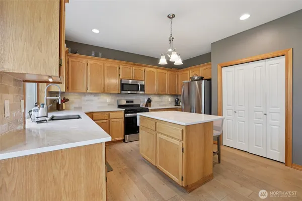 $649,950 | 20531 193rd Ave Court East, Orting, WA 98360
