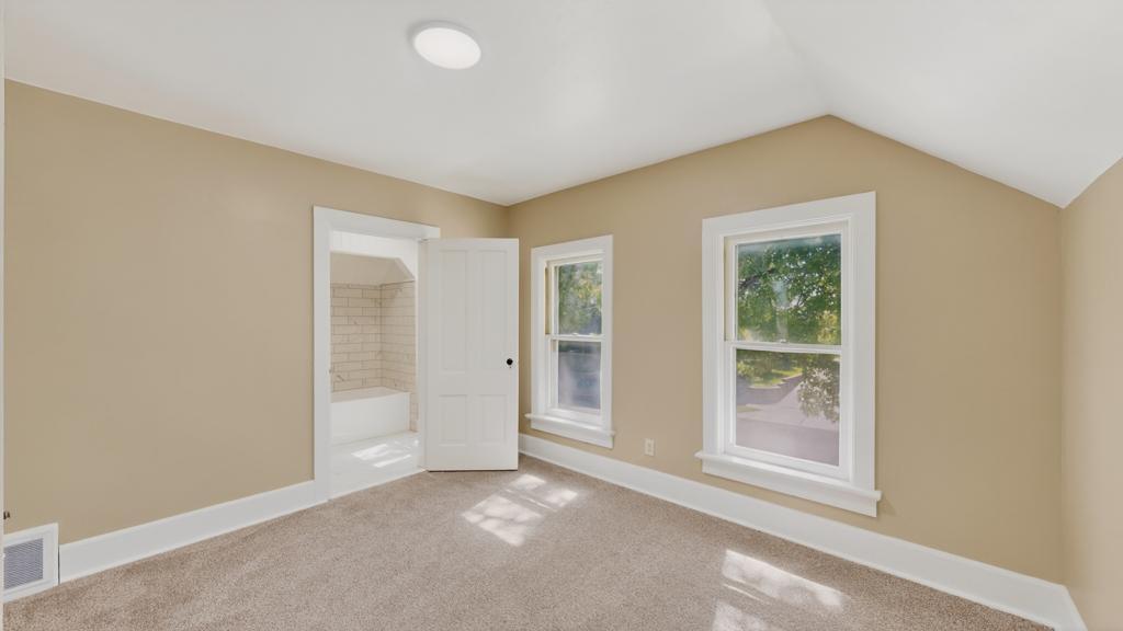 418 8th Street Red Wing, MN 55066 - Photo 32 of 37