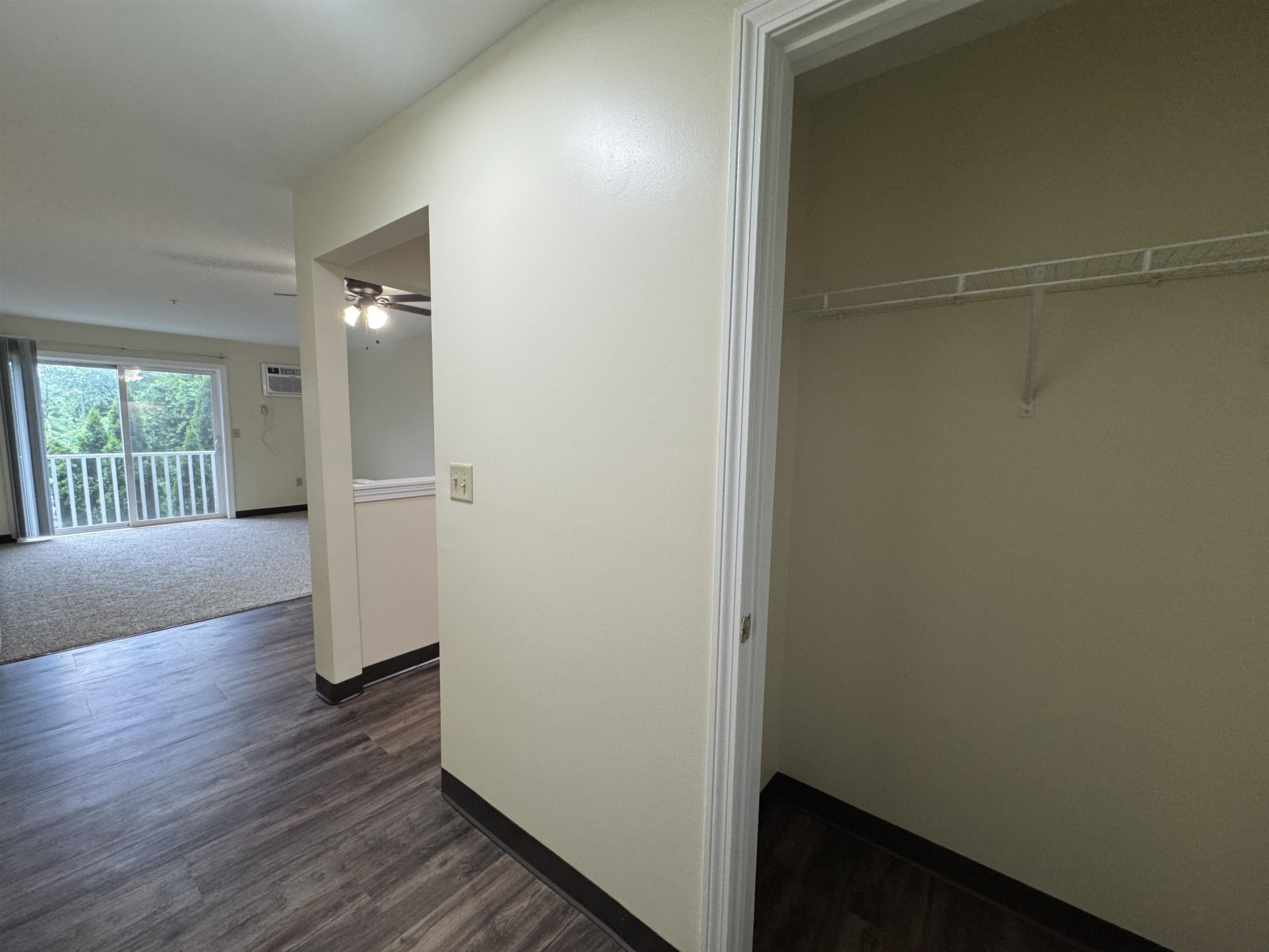 101 Eastern Avenue, Unit 202 Manchester, NH 03104 - Photo 20 of 56