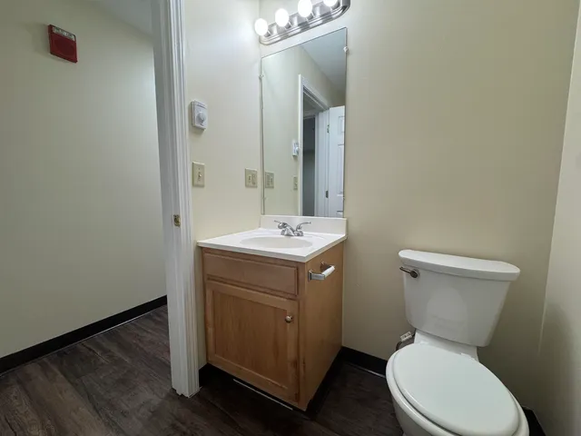 $1,837 | 101 Eastern Avenue, Unit 202, Manchester, NH 03104