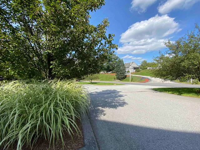 $1,837 | 101 Eastern Avenue, Unit 202, Manchester, NH 03104