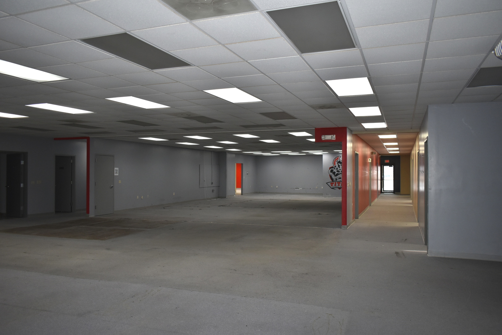 901 West Main Street El Paso, IL 61738 - Photo 11 of 16 a view of a room with gym equipment