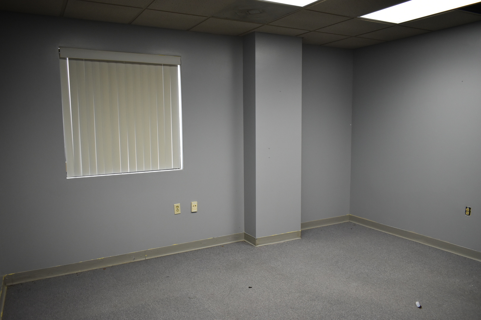 901 West Main Street El Paso, IL 61738 - Photo 16 of 16 a view of an empty room with a window