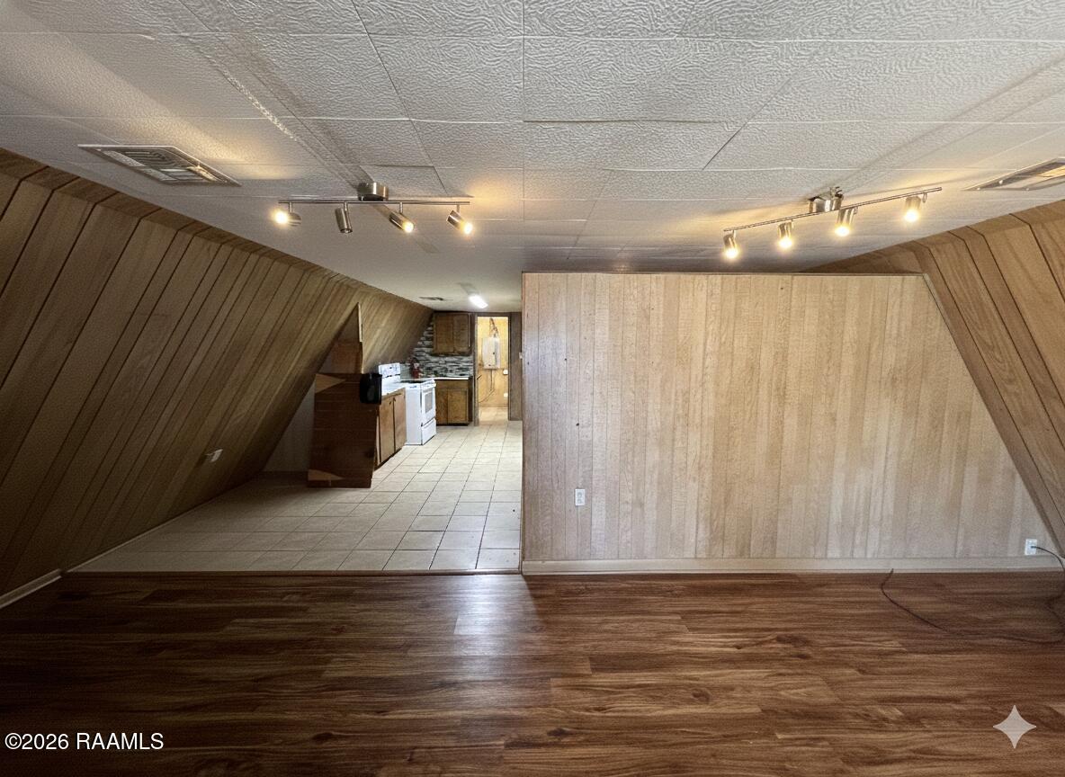 547 East Pont Des Mouton Road Lafayette, LA 70507 - Photo 4 of 7 Efficiency with modern vibes