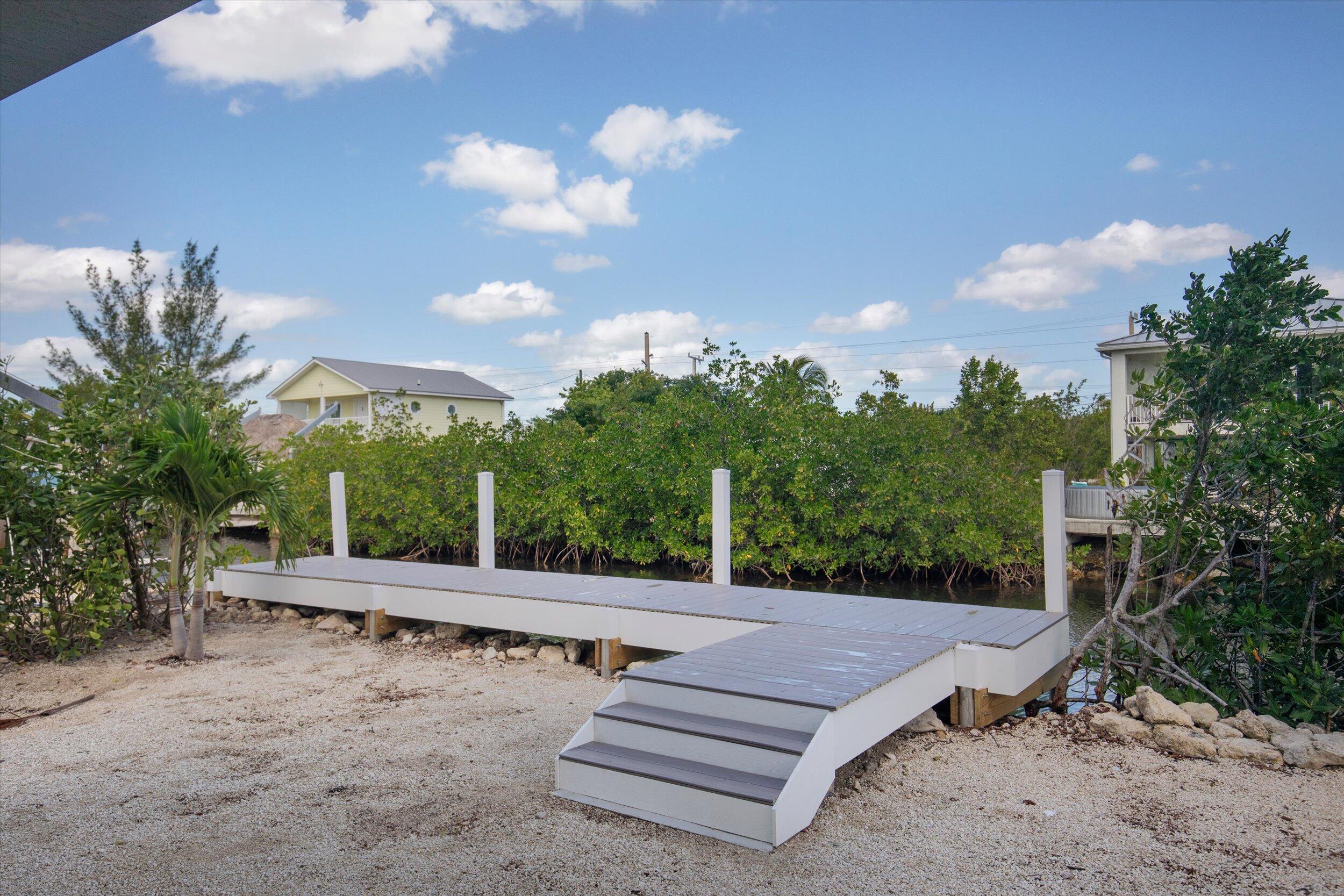 27433 Antigua Road Summerland Key, FL 33042 - Photo 4 of 64 066-824A0297-2
