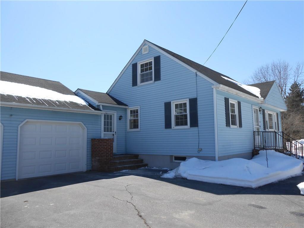 28 Mayflower Road Westbrook, ME 04092 - Photo 2 of 30 Photo
