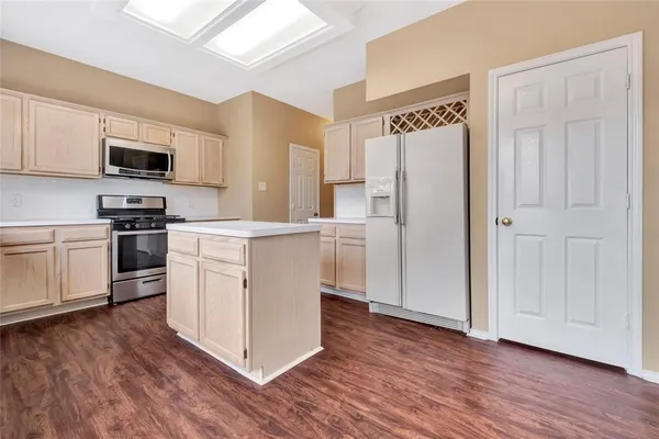 $2,500 | 4323 Ringrose Drive, Missouri City, TX 77459