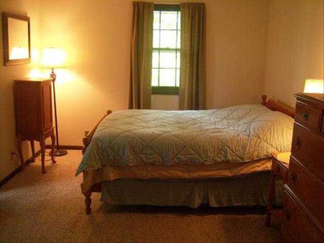6240 West Albain Road Monroe, MI 48161 - Photo 13 of 20 Bedroom 2