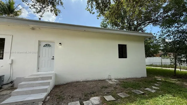 $589,900 | 980 Northeast 146th Street, North Miami, FL 33161