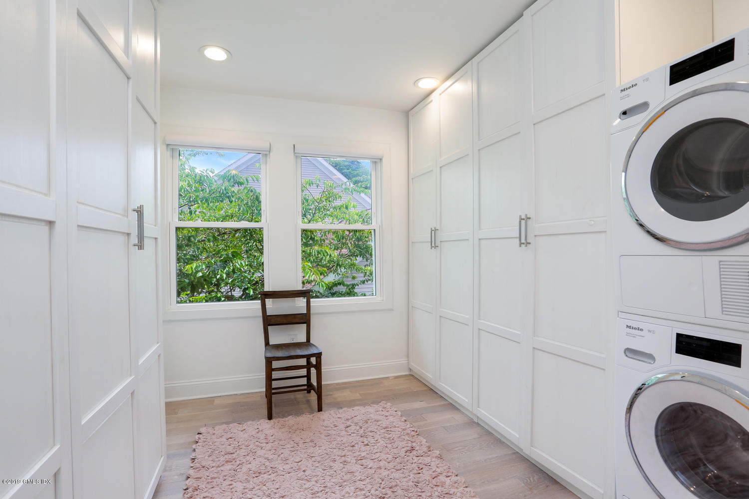 52 Arcadia Road Old Greenwich, CT 06870 - Photo 15 of 28 a view of room with washer and dryer