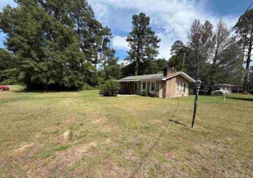 9 William Epps Loop Kingstree, SC 29556 - Photo 1 of 19