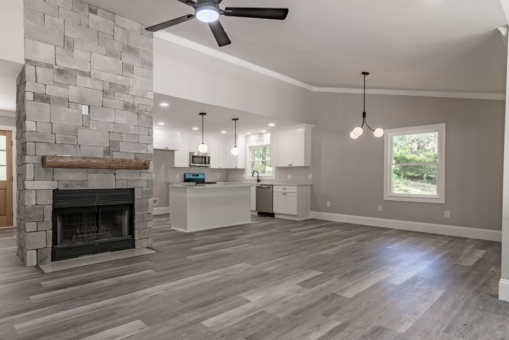 201 Shore Drive Anderson, SC 29625 - Photo 12 of 46