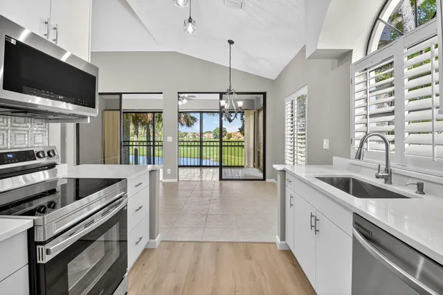 $175,000 | 8041 Aberdeen Drive, Unit 202, Boynton Beach, FL 33472