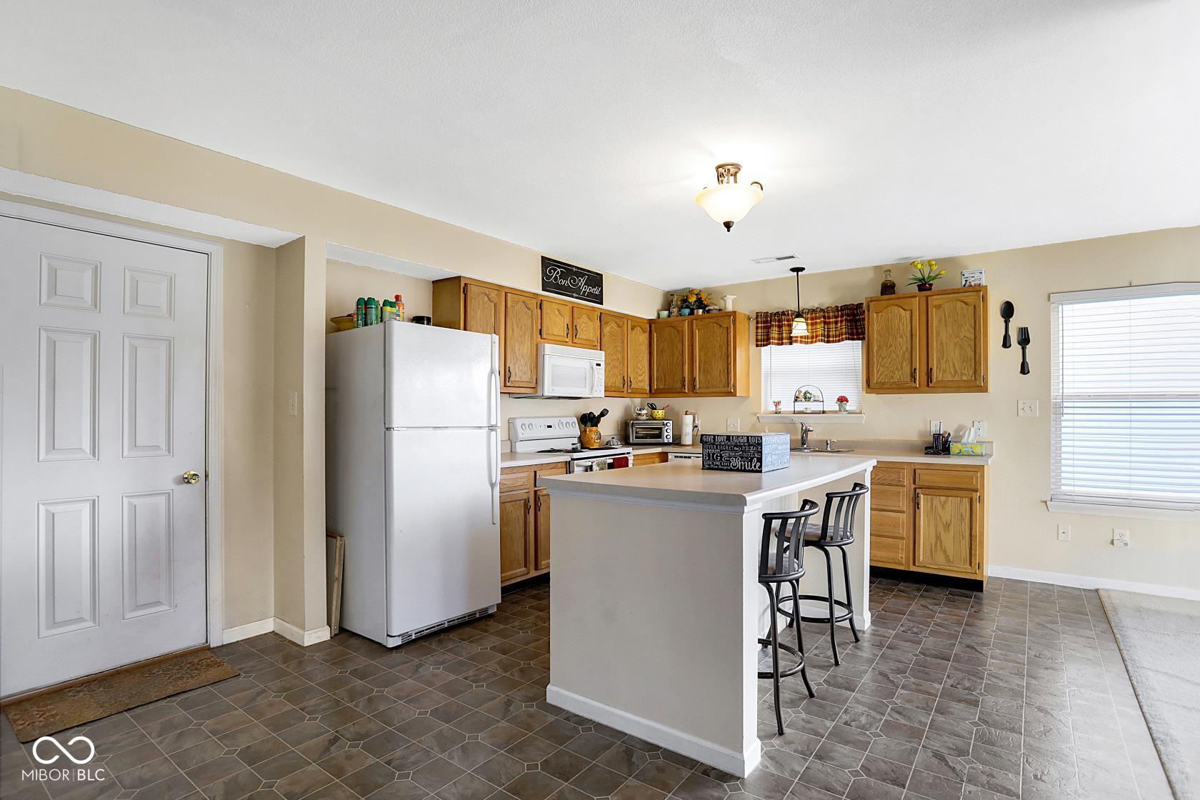 10927 Running Brook Road Indianapolis, IN 46234 - Photo 9 of 20