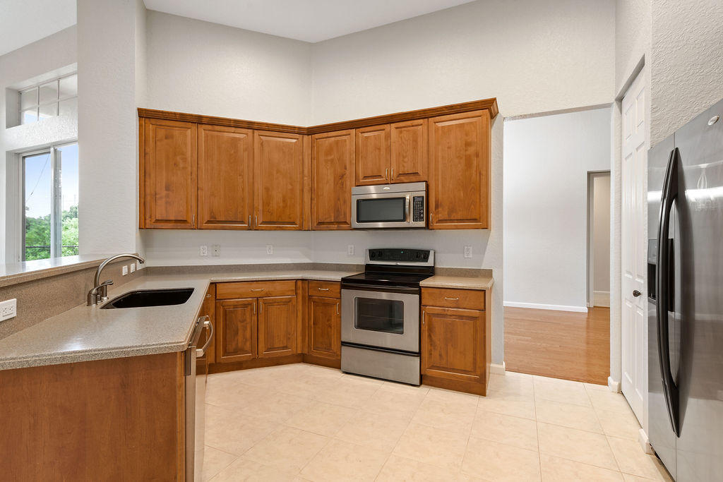 136 Via Rosina Jupiter, FL 33458 - Photo 17 of 41 136ViaRosina_06