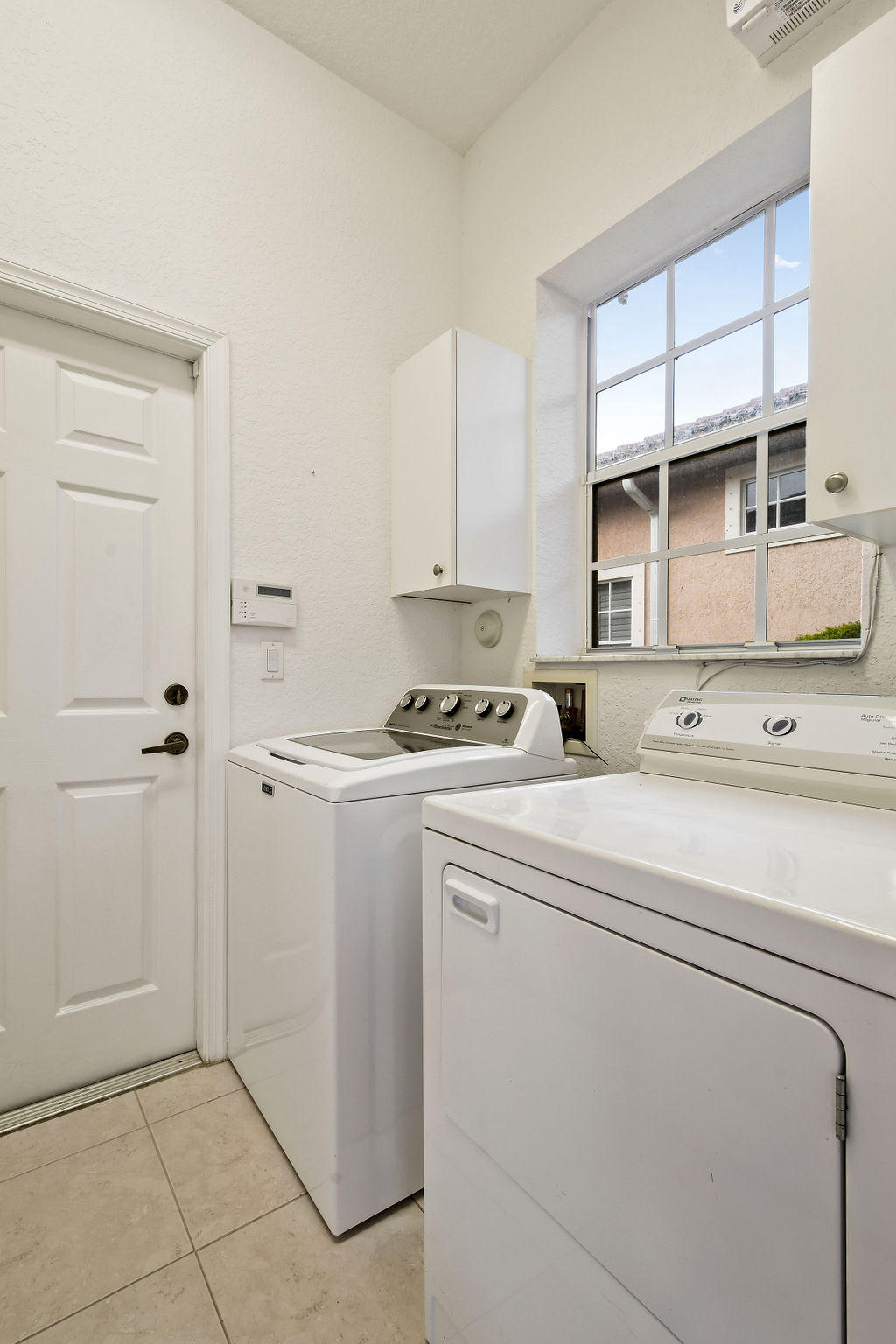 136 Via Rosina Jupiter, FL 33458 - Photo 21 of 41 136ViaRosina_10