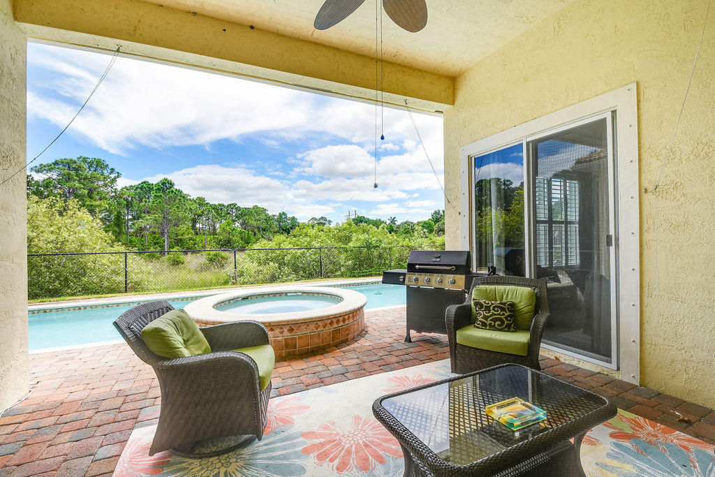 136 Via Rosina Jupiter, FL 33458 - Photo 28 of 41 136ViaRosina_22