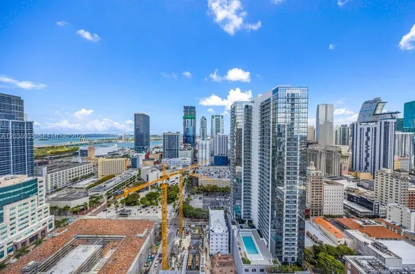 $549,900 | 225 North Miami Avenue, Unit 3507, Miami, FL 33128