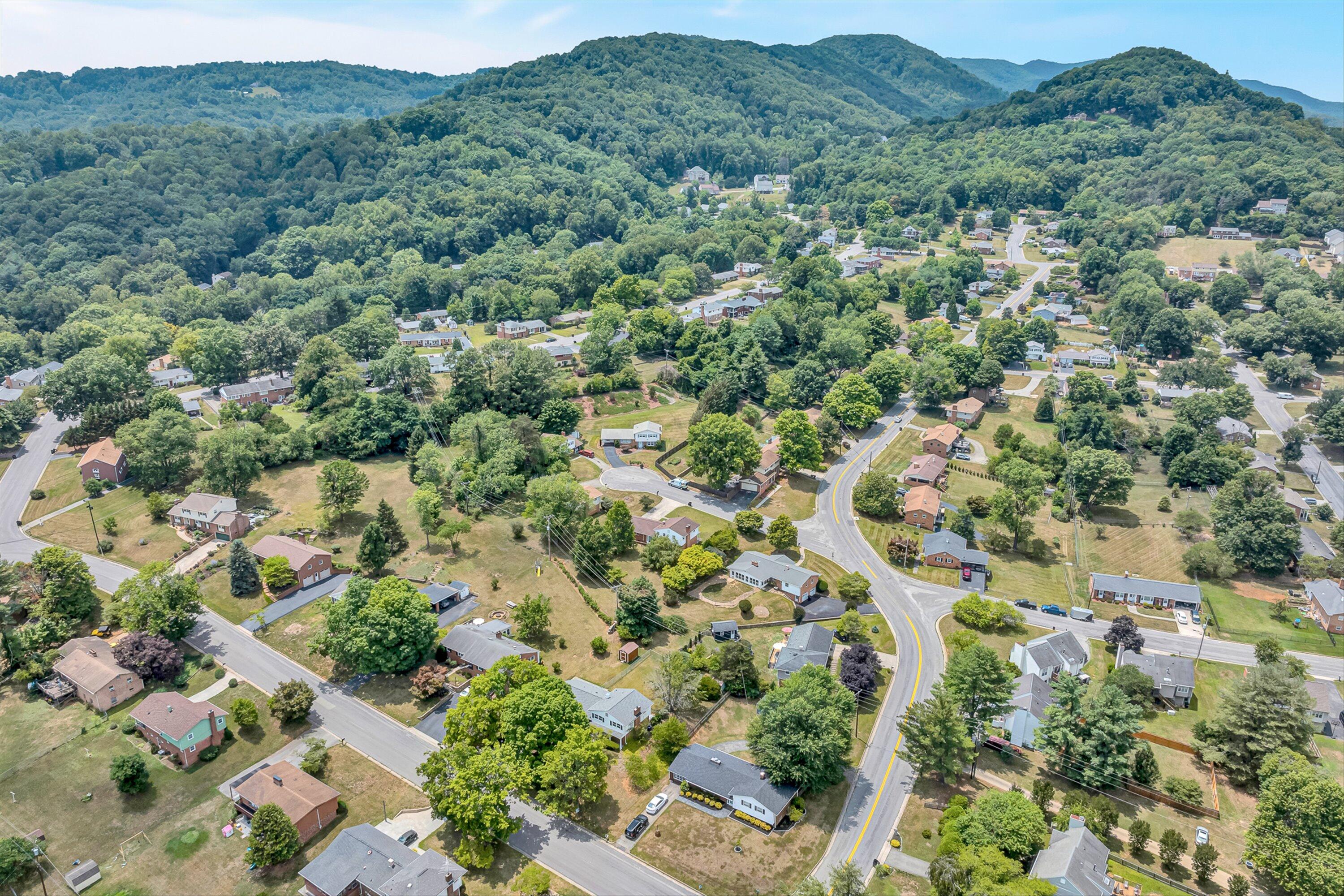 3109 Longhorn Road Roanoke, VA 24018 - Photo 51 of 62 53-VM-0231