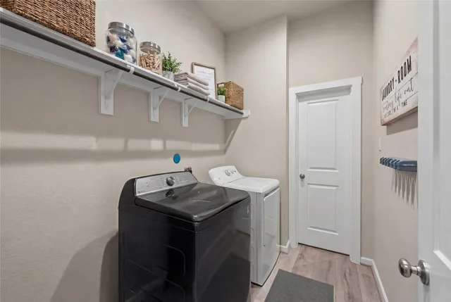 $359,999 | 171 Silva Creek Trail, Willis, TX 77318