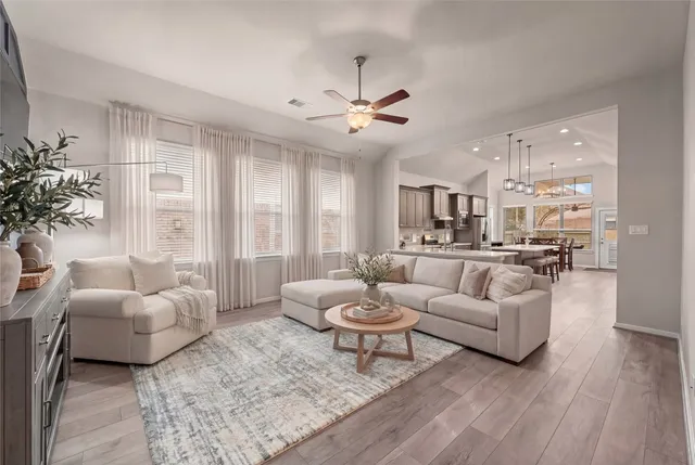 $359,999 | 171 Silva Creek Trail, Willis, TX 77318