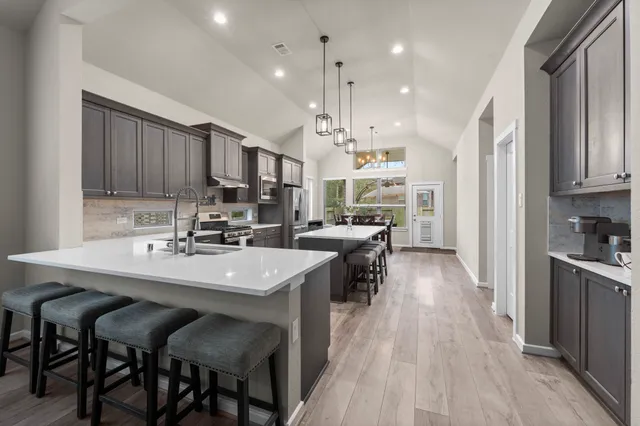 $359,999 | 171 Silva Creek Trail, Willis, TX 77318