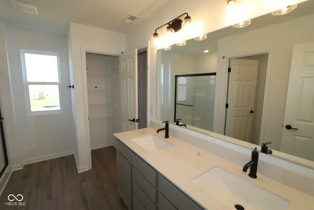 $318,990 | 2301 William Garrett Way, Shelbyville, IN 46176