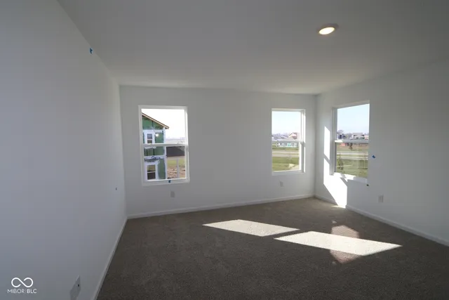 $318,990 | 2301 William Garrett Way, Shelbyville, IN 46176