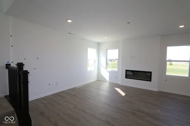 $318,990 | 2301 William Garrett Way, Shelbyville, IN 46176