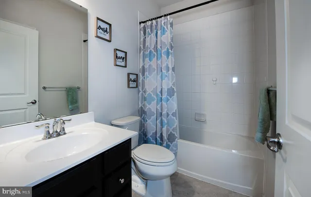 $415,000 | 2804 Lamington Court, Clarksboro, NJ 08020