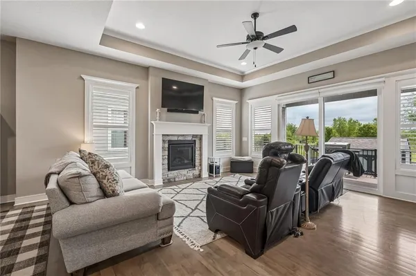$599,000 | 1121 Southwest Cheshire Drive, Lee's Summit, MO 64083