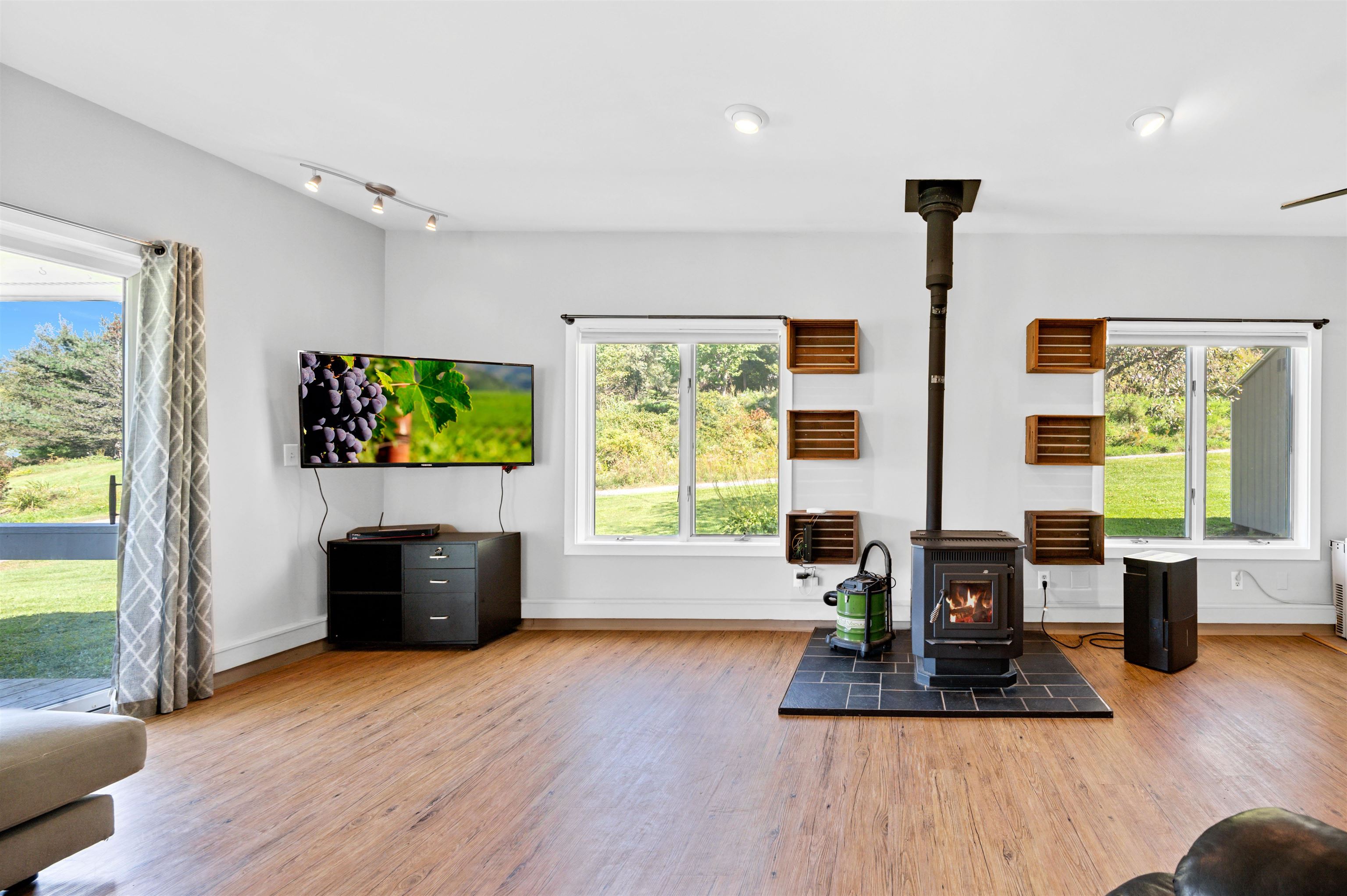 56 South View Road Northfield, VT 05663 - Photo 30 of 33