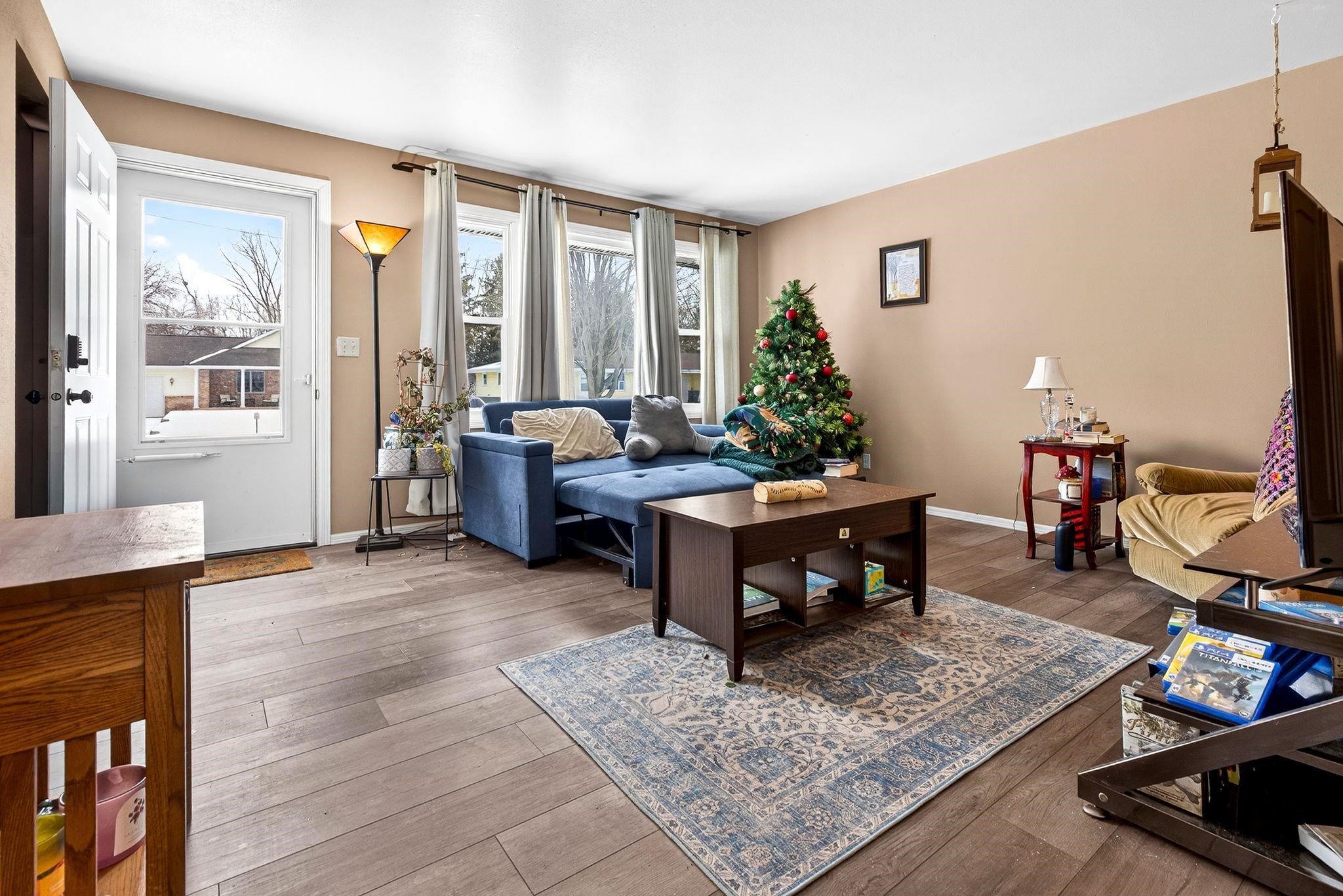 664 West Factory Street Seymour, WI 54165 - Photo 19 of 47