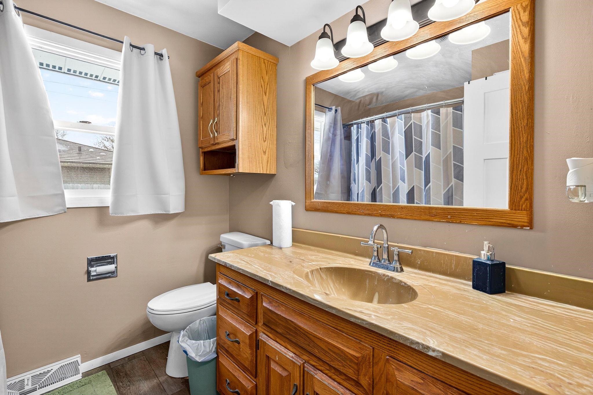 664 West Factory Street Seymour, WI 54165 - Photo 28 of 47