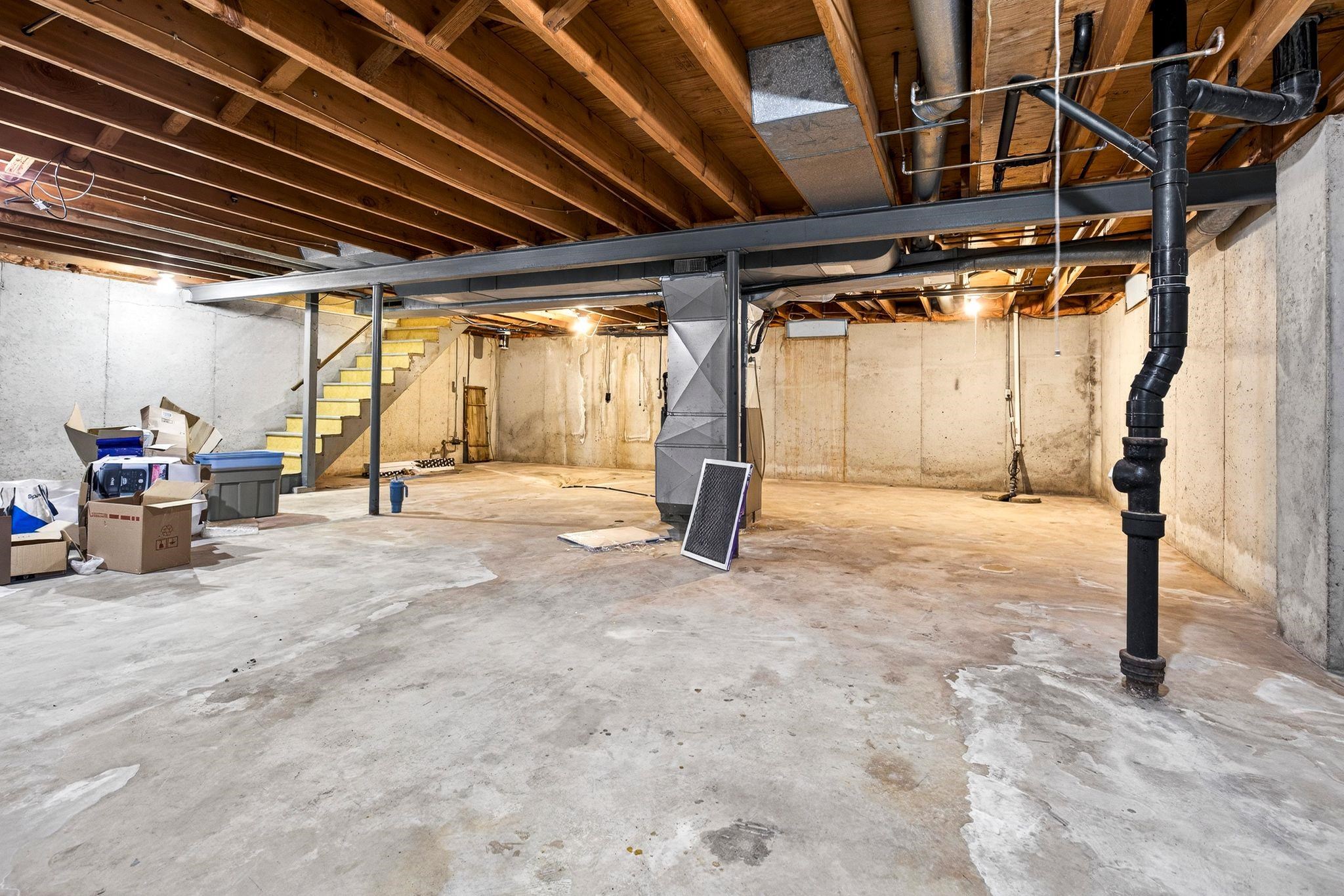 664 West Factory Street Seymour, WI 54165 - Photo 33 of 47